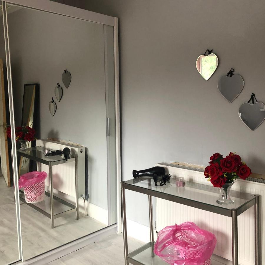 Double Bedroom Μάντσεστερ Εξωτερικό φωτογραφία